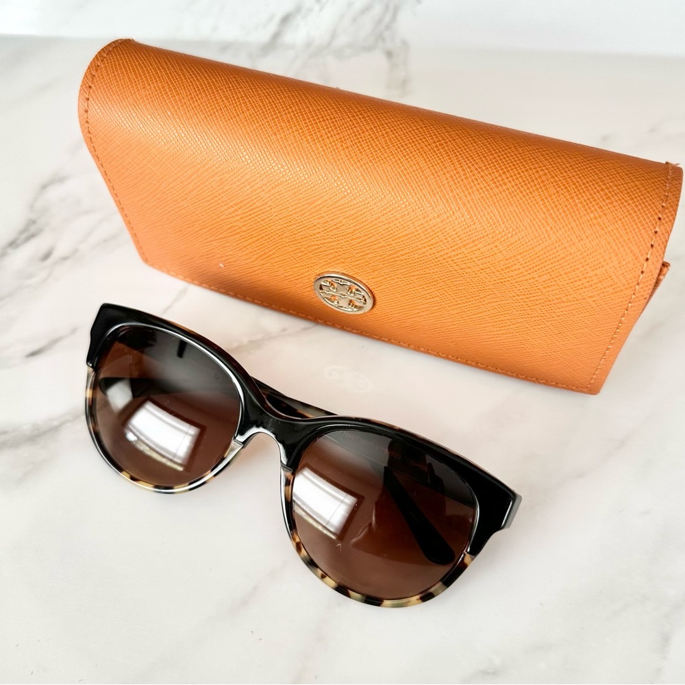 Tory Burch Women’s Tortoise Havana Square Sunglasses Brown